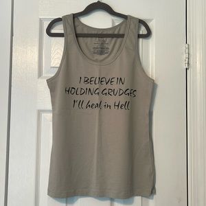 💜 "I believe in holding grudges" Graphic Tank Top